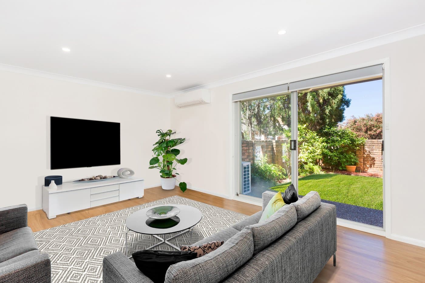 14/8-14 Jacaranda Road, Caringbah - Image 1