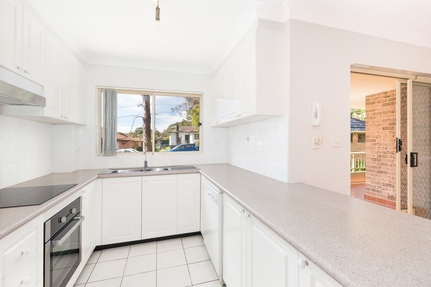 2/45-47 Vermont Street, Sutherland - Thumbnail 2
