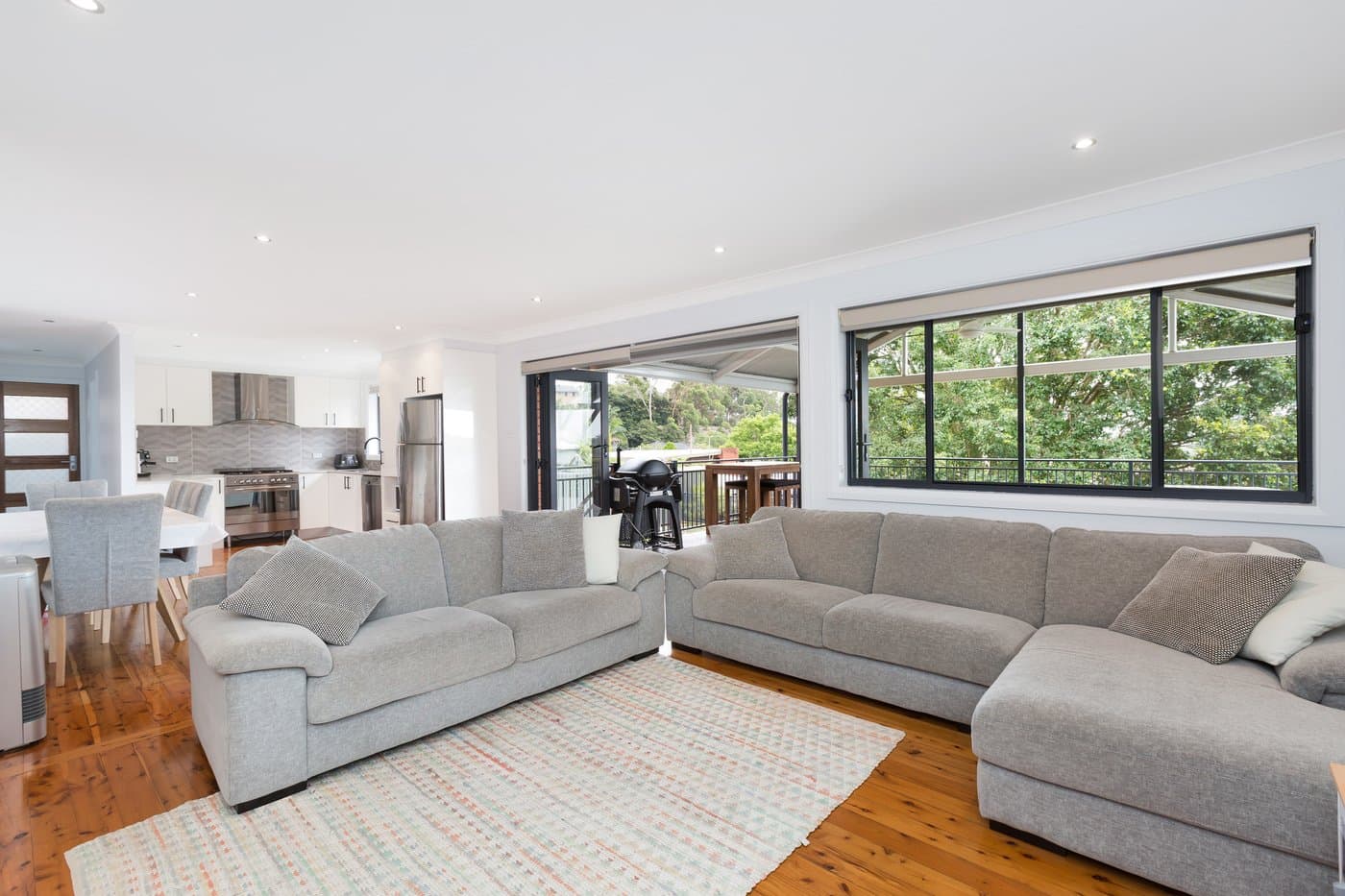 91 Thurlgona Road, Engadine - Thumbnail 2