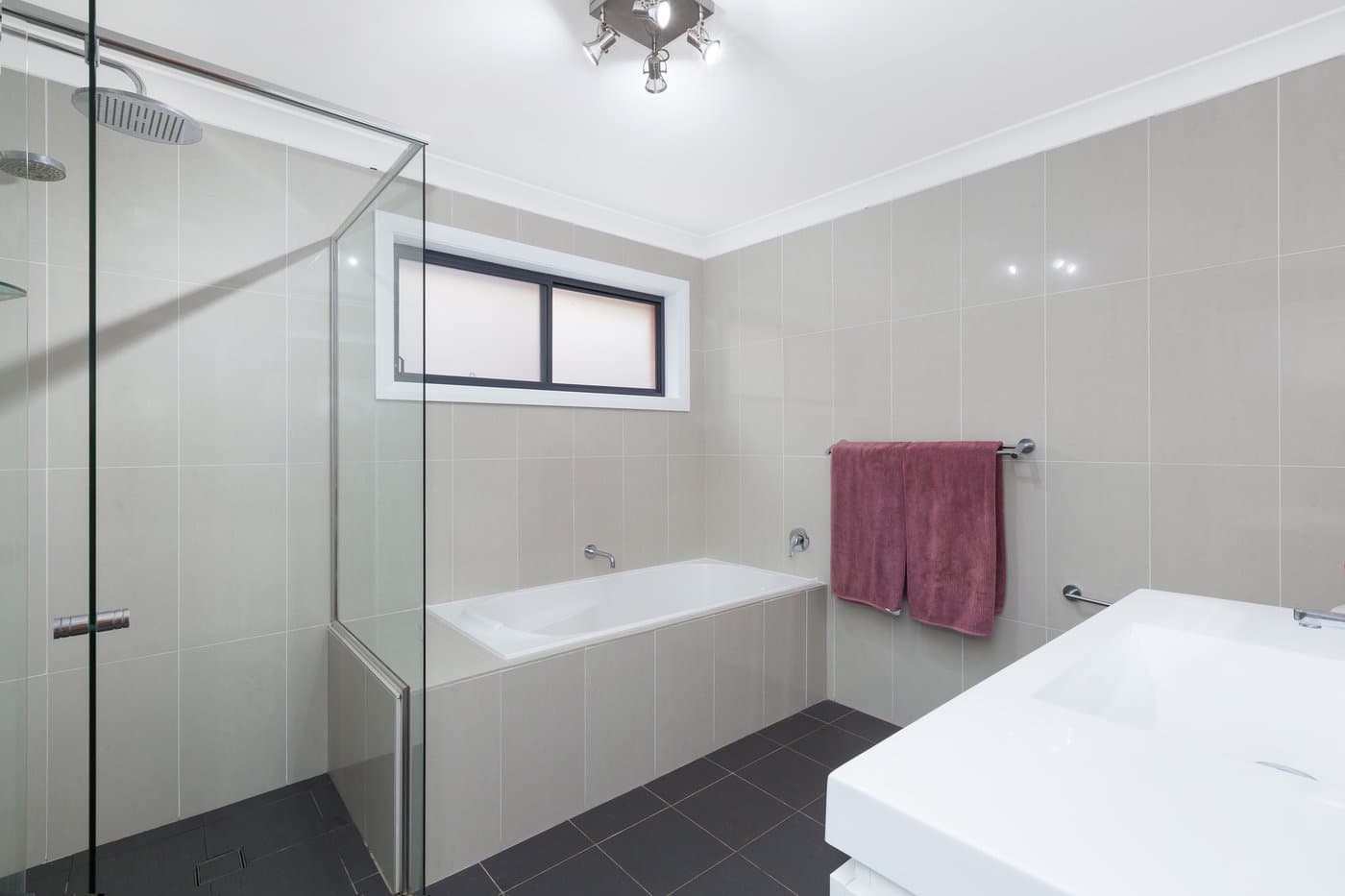91 Thurlgona Road, Engadine - Thumbnail 4
