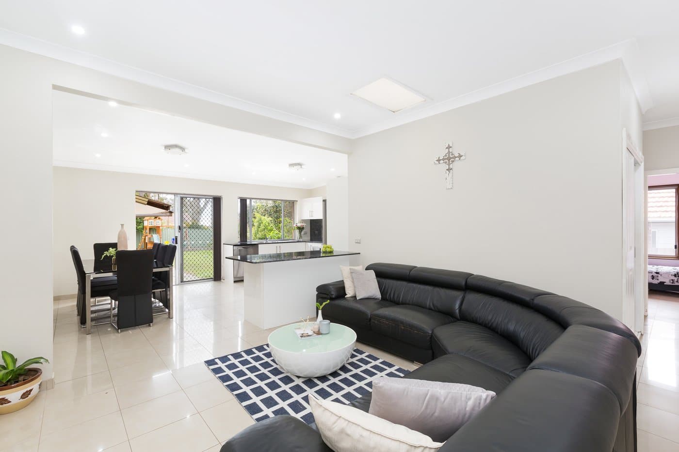 55 Banksia Avenue, Engadine - Thumbnail 3