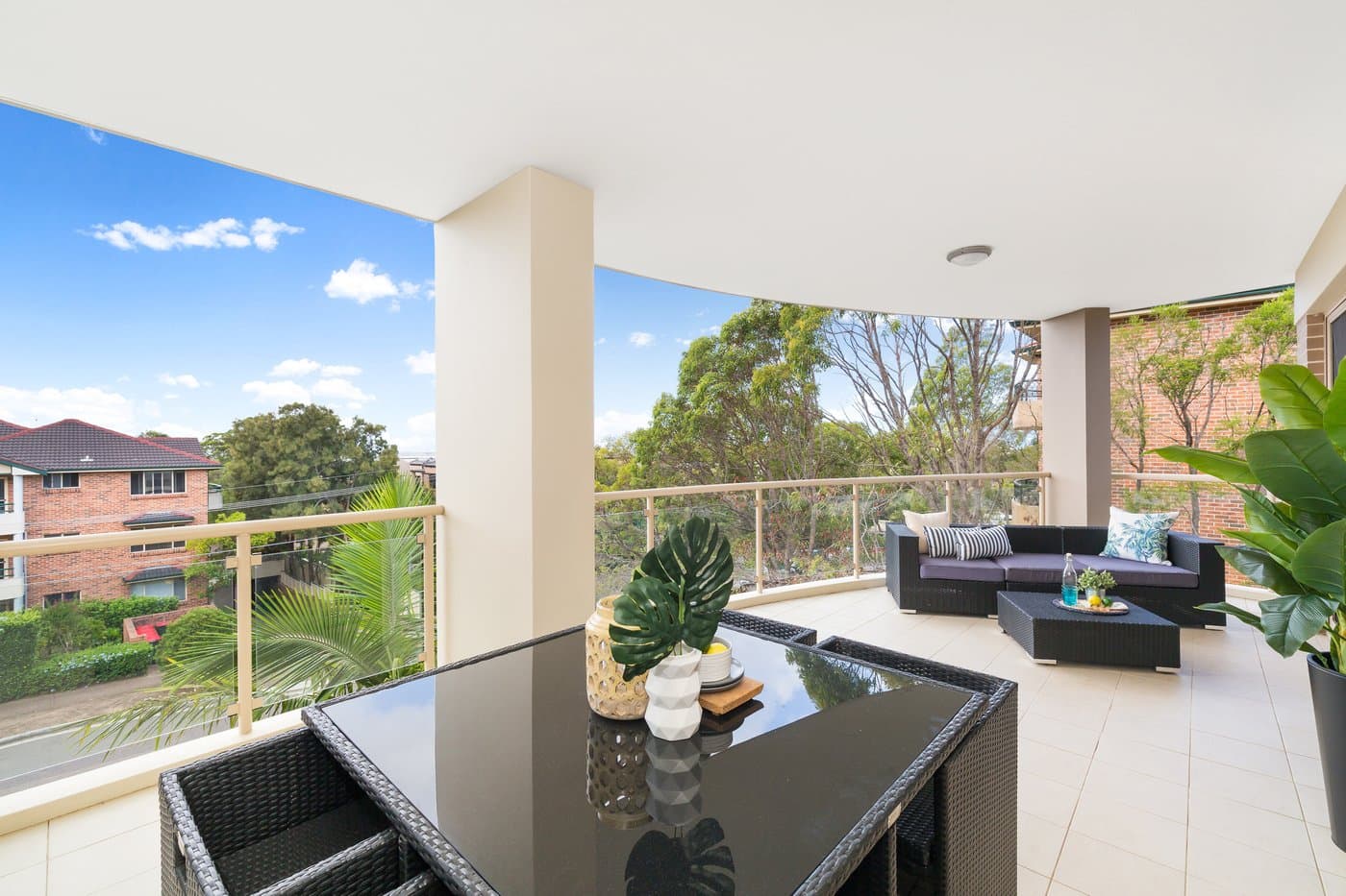 11/14-18 Mansfield Avenue, Caringbah - Image 1