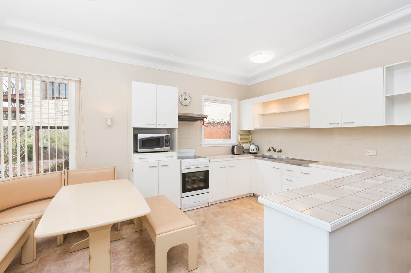 65 Carvers Road, Jannali - Thumbnail 4