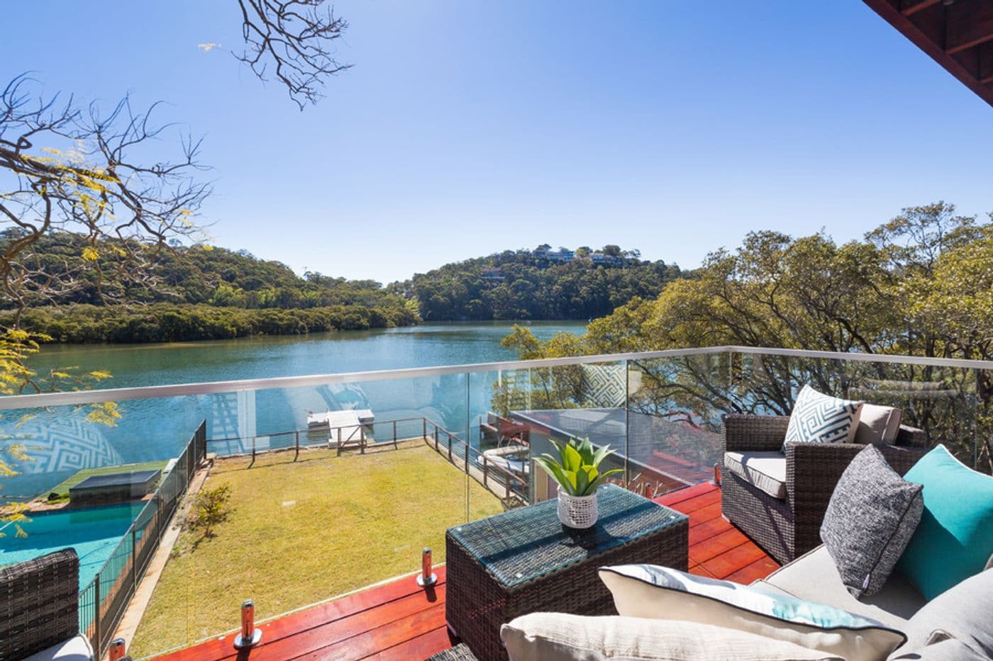 25 Wigens Avenue, Como - Image 1