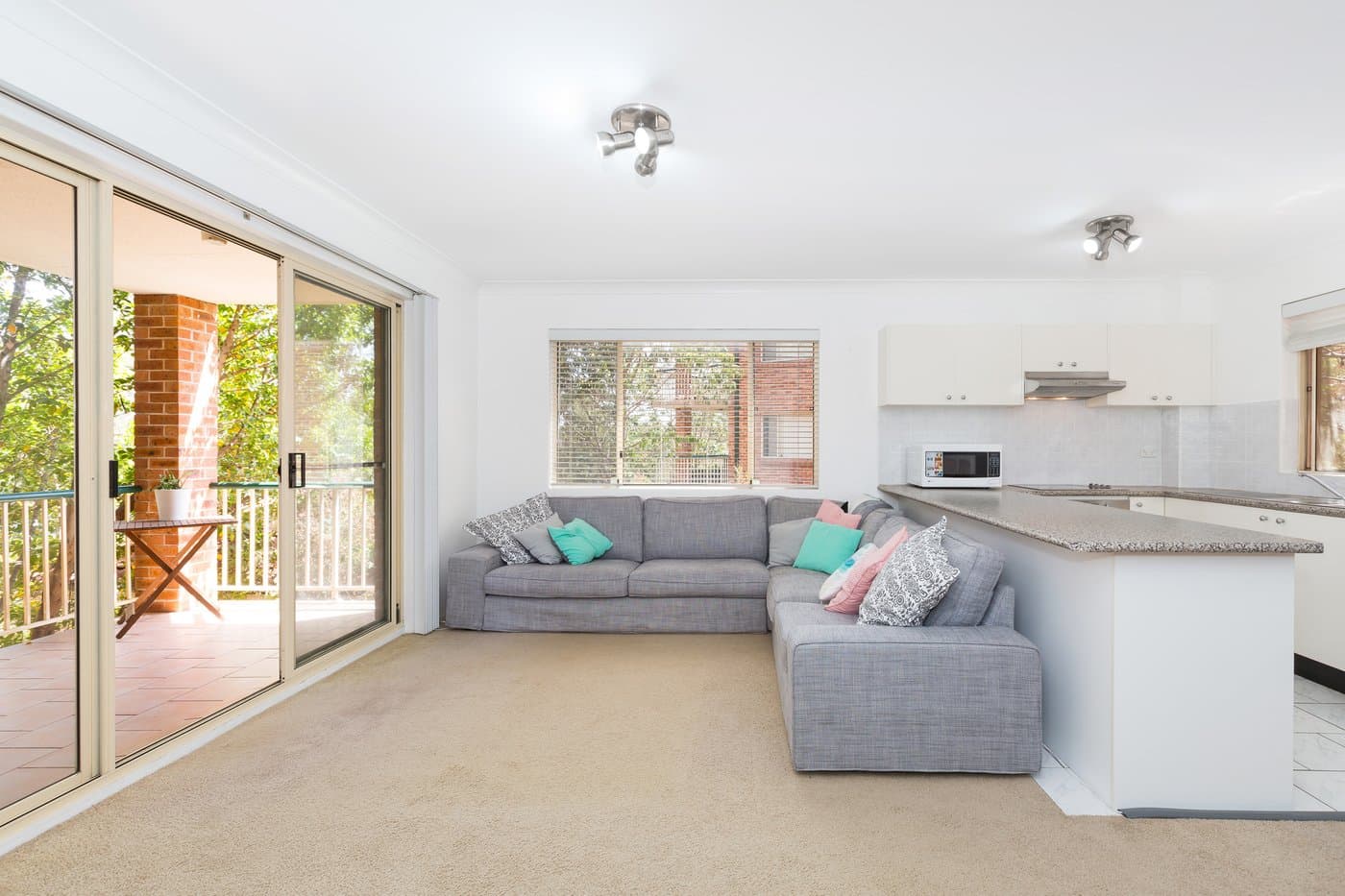 21/381-389 Kingsway, Caringbah - Image 1