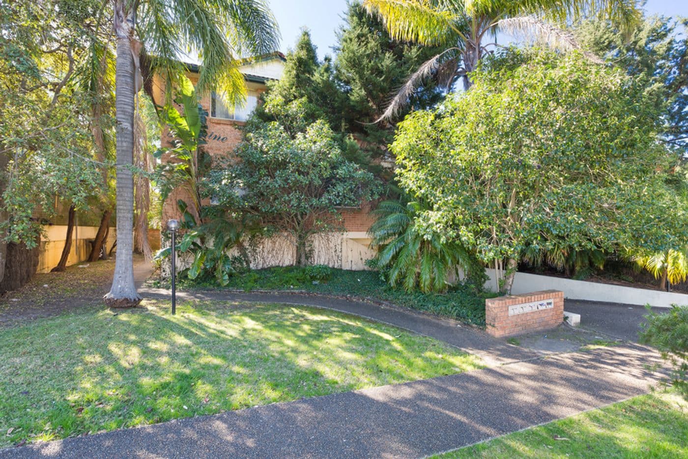 1/7 Caronia Avenue, Cronulla - Image 1