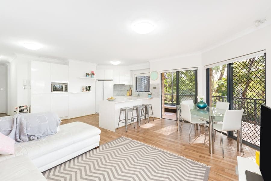11/235 Kingsway, Caringbah - Image 1
