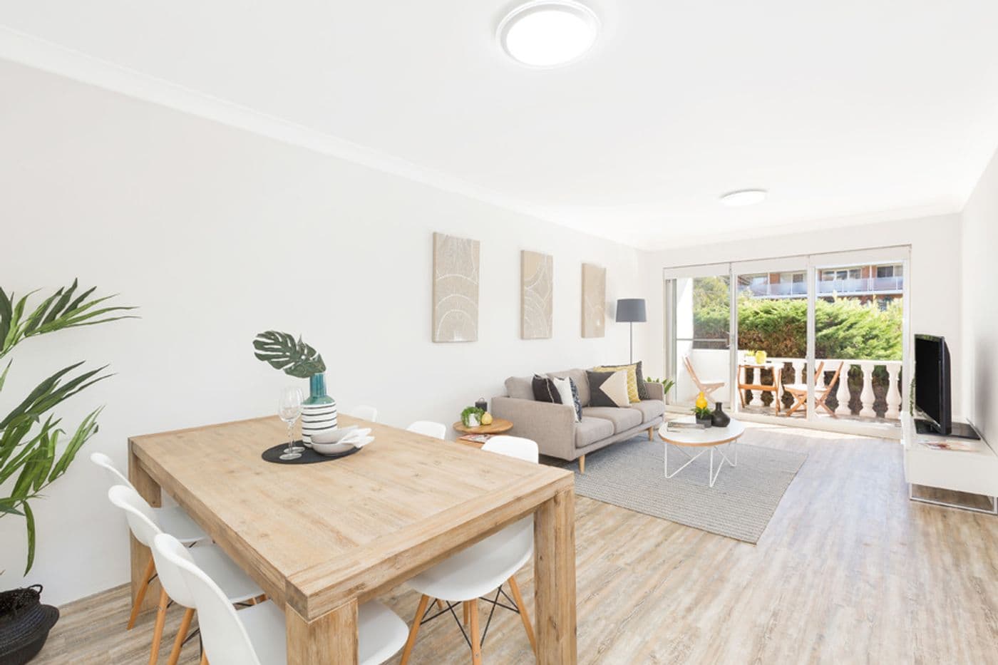 2/10-12 Curtis Street, Caringbah - Image 1