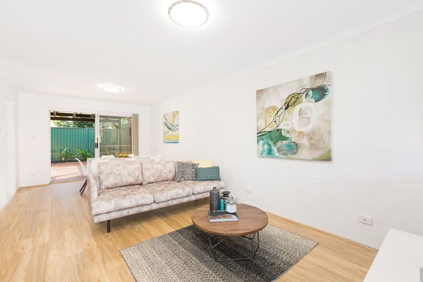 64/3 Ramu Close, Sylvania Waters - Image 1
