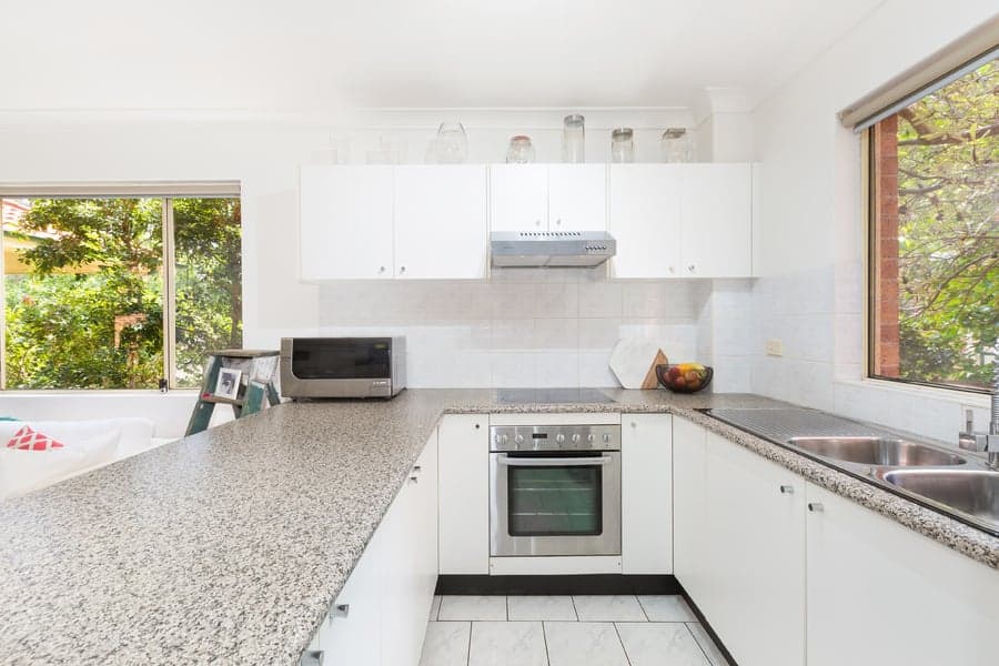 17/381-389 Kingsway, Caringbah - Thumbnail 2