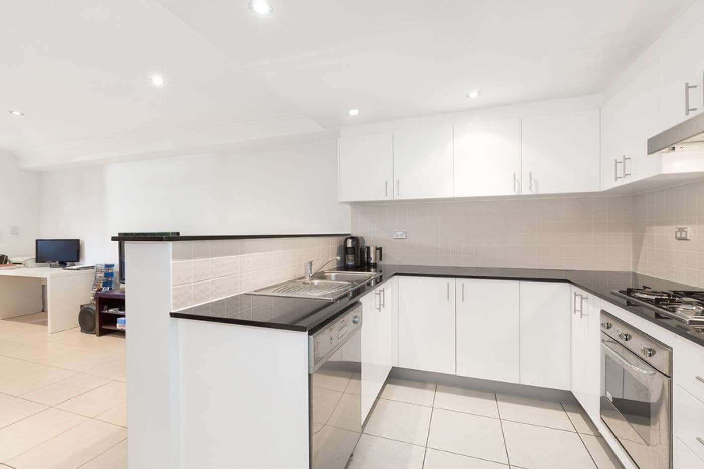 6/8-12 Wandella Road, Miranda - Image 1