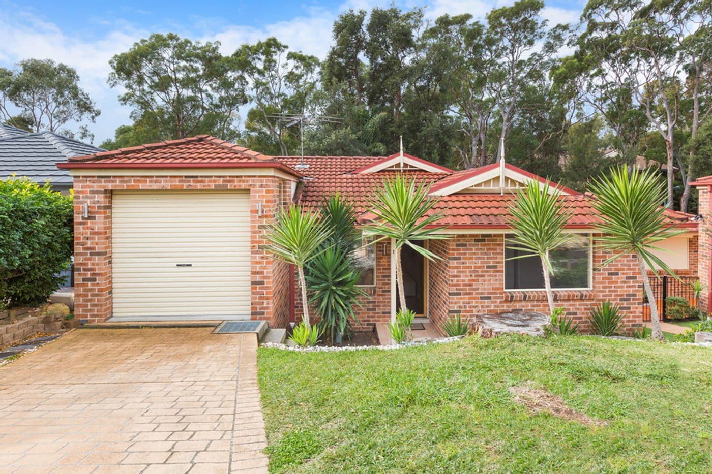 1/15 Popperwell Drive, Menai - Image 1