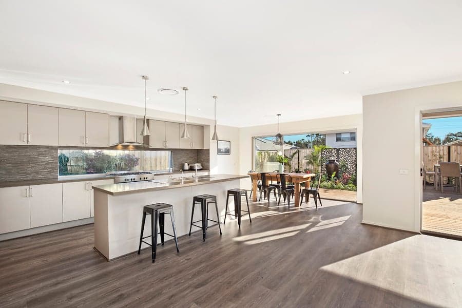 9 Wategos Street, Greenhills Beach - Thumbnail 4