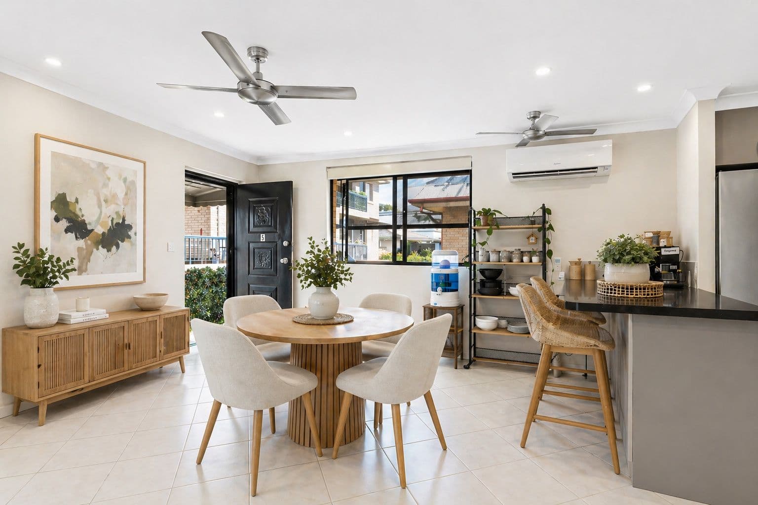 5/4 Milton Avenue, Paradise Point QLD 4216, Paradise Point - Thumbnail 7