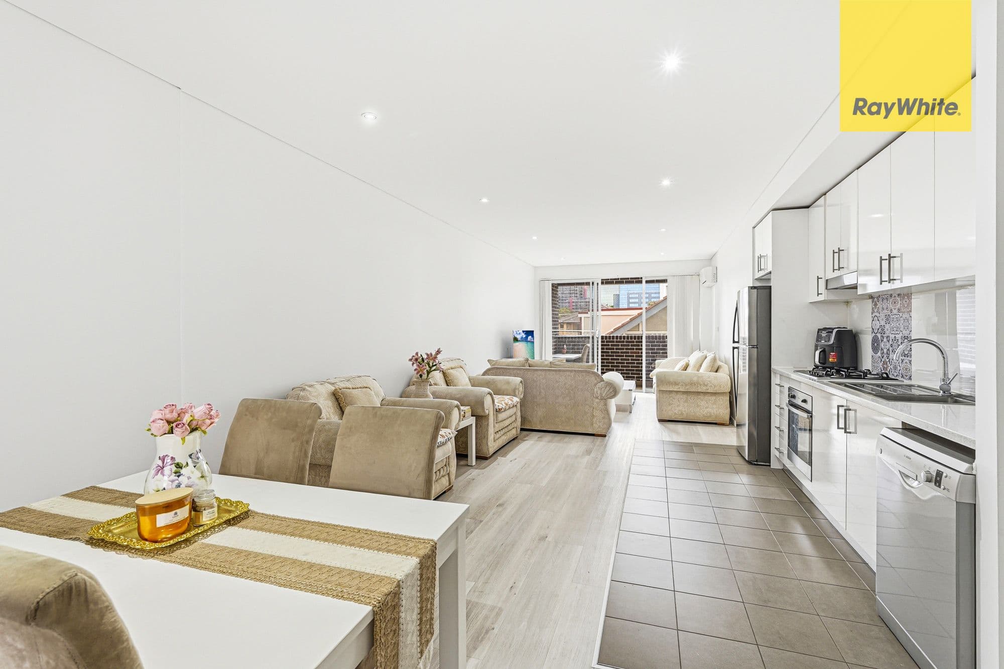 10/4 Peace Lane, Parramatta NSW 2150, Parramatta - Thumbnail 3