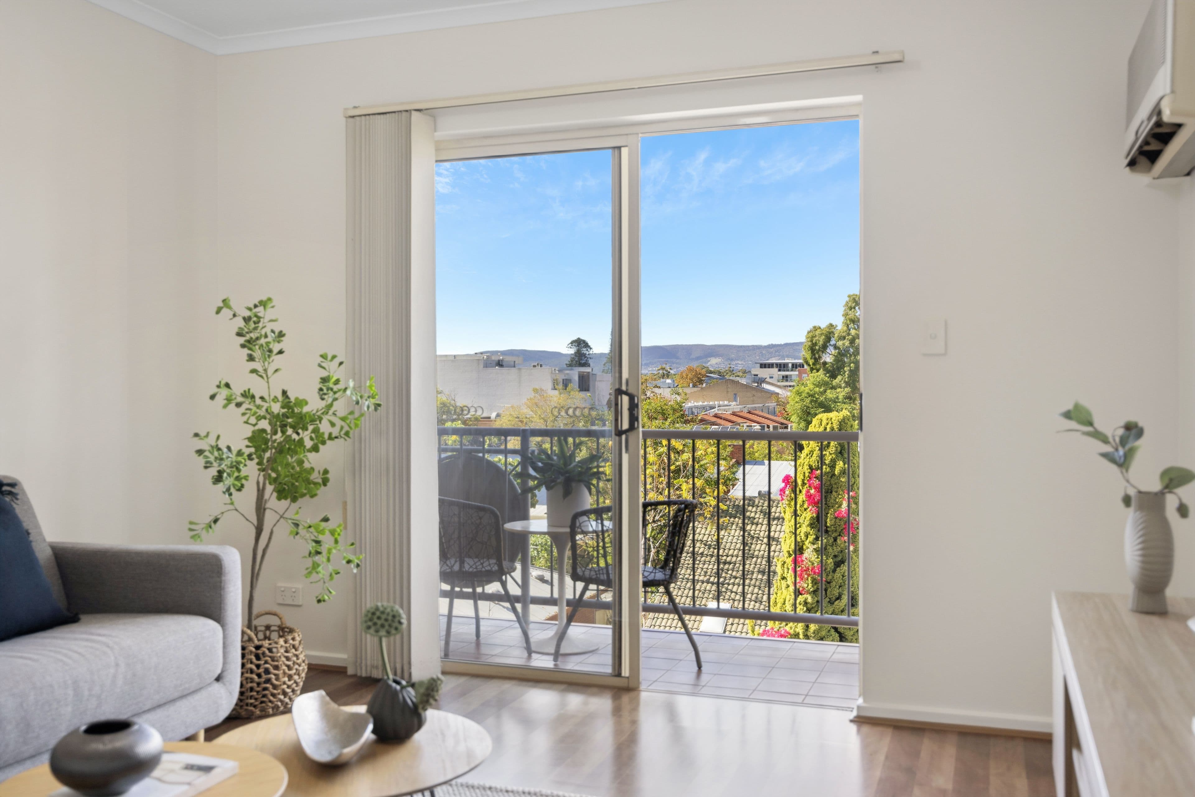 31D/17 Eden Street, Adelaide SA 5000, Adelaide - Thumbnail 3