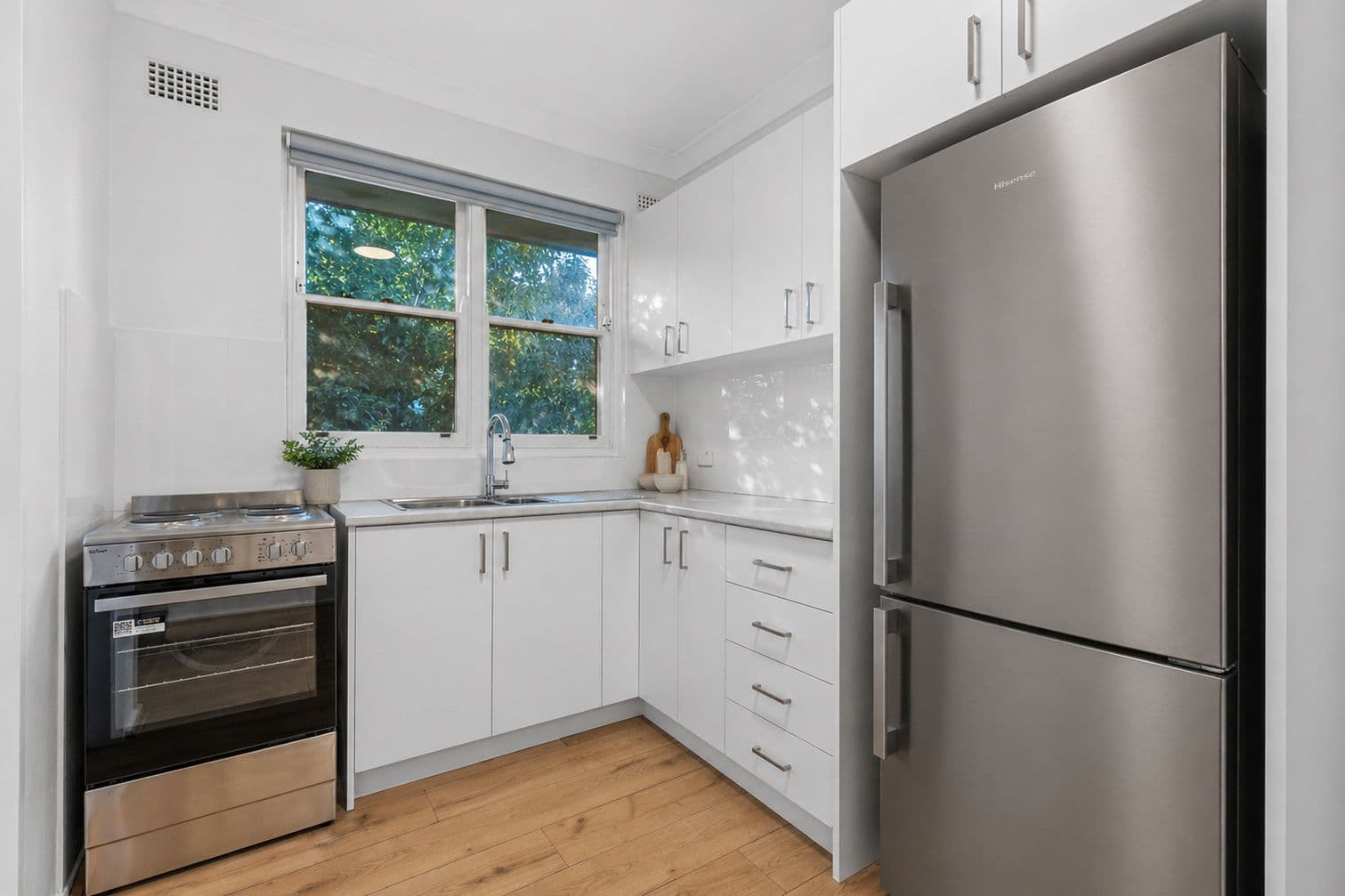 6/10 Denman Avenue, Wiley Park NSW 2195, Wiley Park - Thumbnail 2