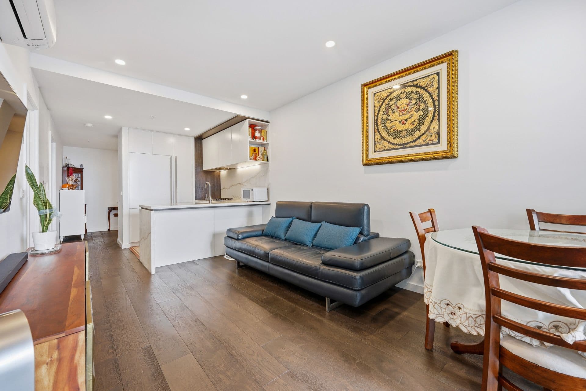 1004/828 Whitehorse Road, Box Hill VIC 3128, Box Hill - Thumbnail 2