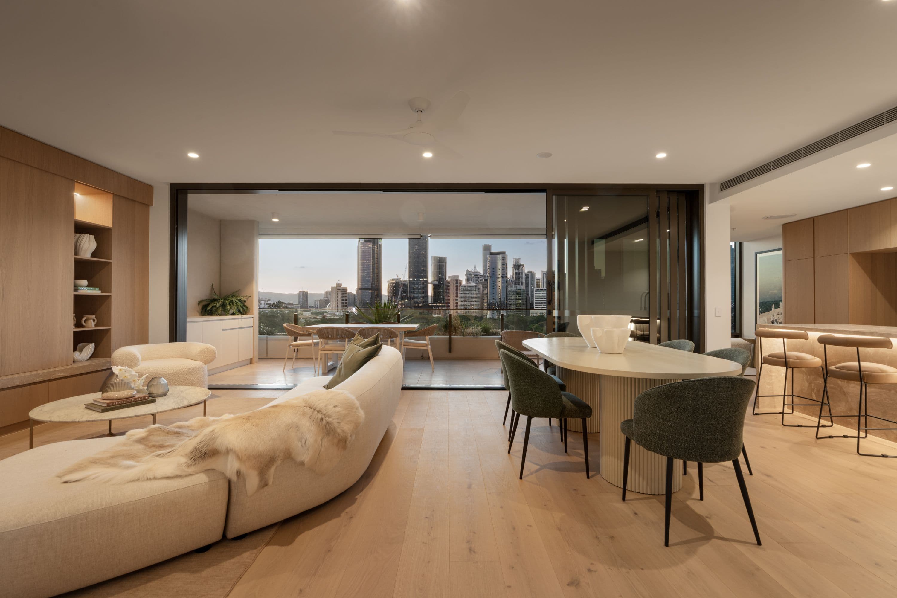 2701/8 River Terrace, Kangaroo Point QLD 4169, Kangaroo Point - Thumbnail 3