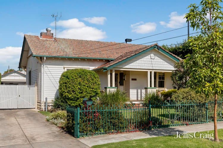 27 Tweedside Street, Essendon, Essendon - Image 1