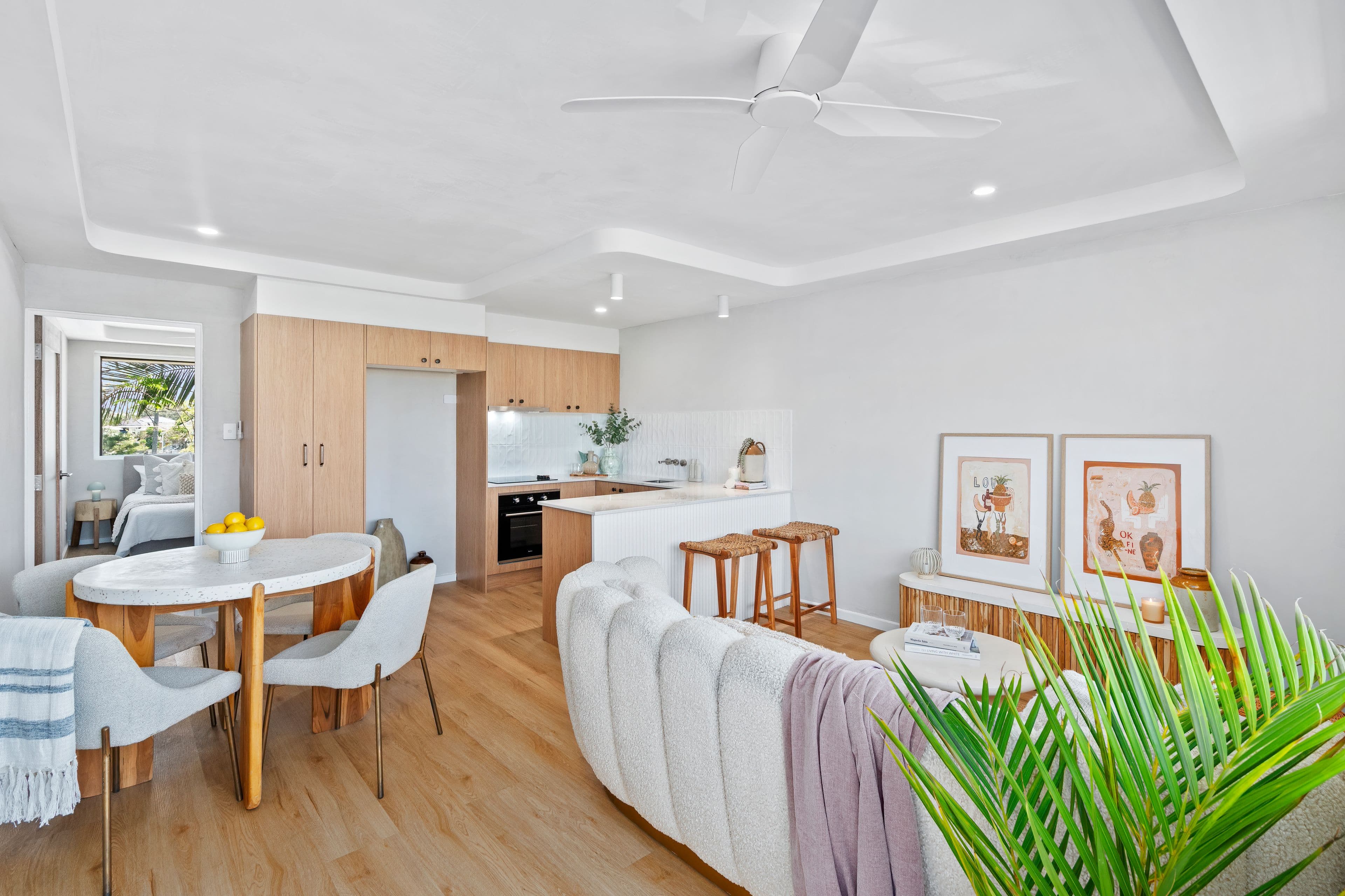 11/22 Leonard Avenue, Surfers Paradise QLD 4217, Surfers Paradise - Image 1
