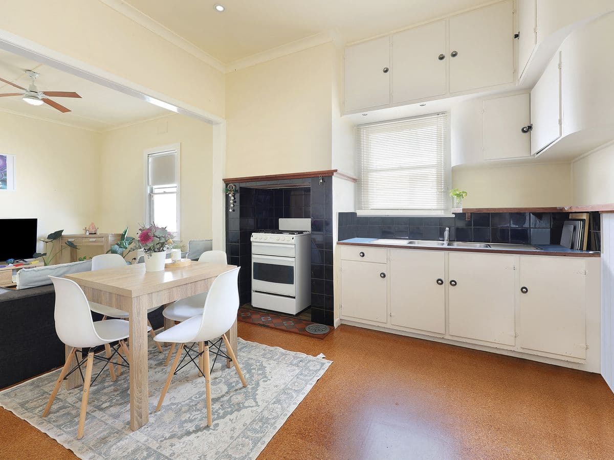 19 Palmer Street, Portland, VIC, Portland - Thumbnail 3