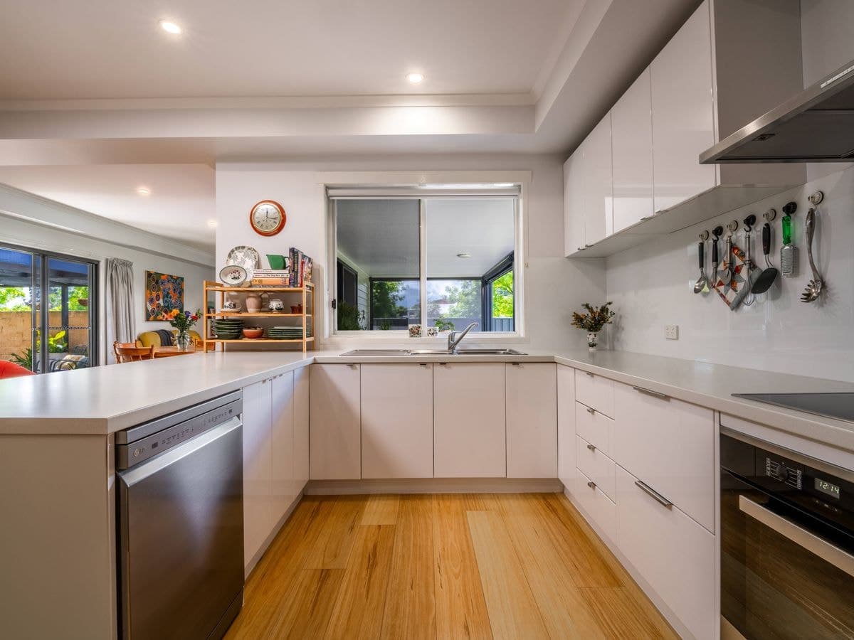 26 Smith Street, Heywood, VIC, Heywood - Thumbnail 5