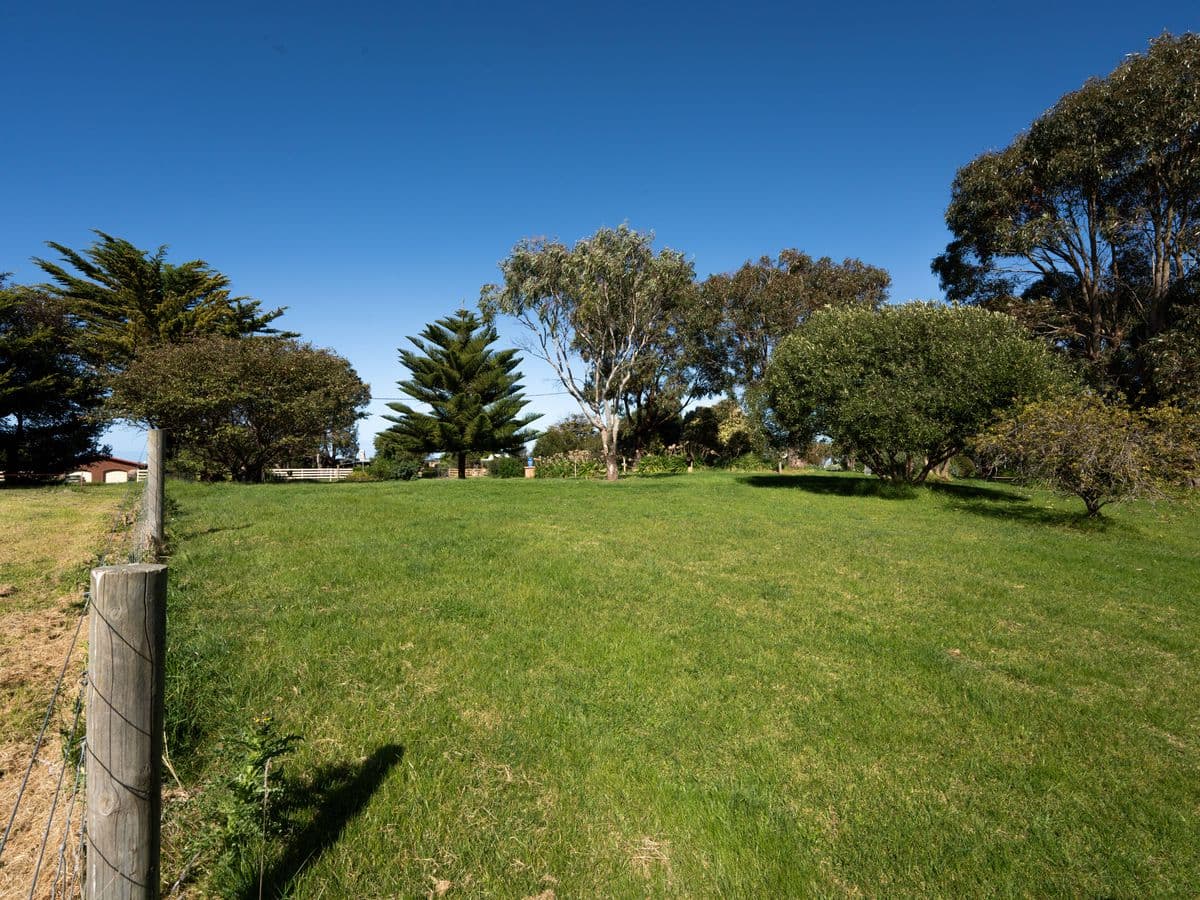146 Windham Street, Narrawong, VIC, Narrawong - Thumbnail 3