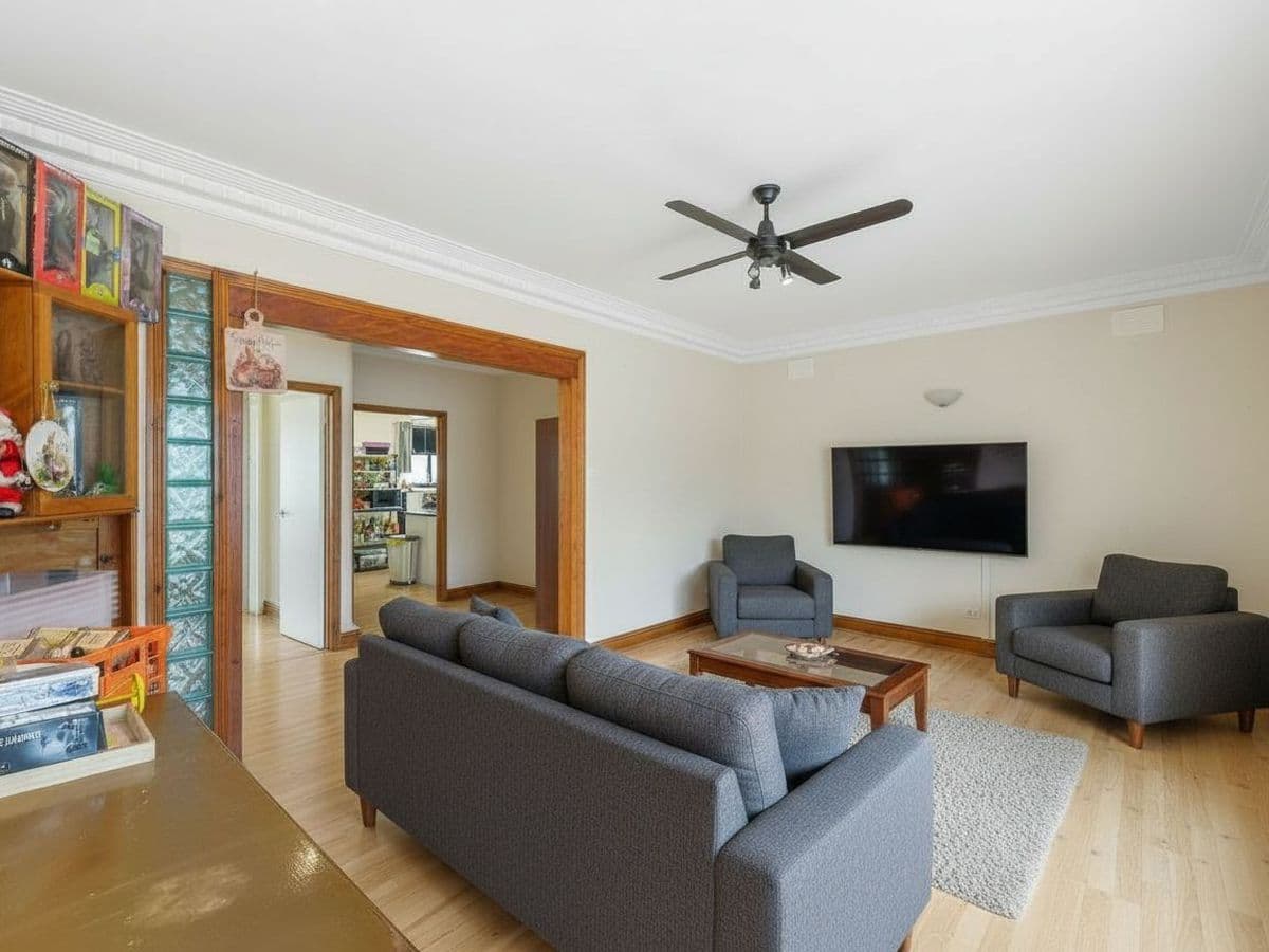 30 Calvert Street, Portland, VIC, Portland - Image 1