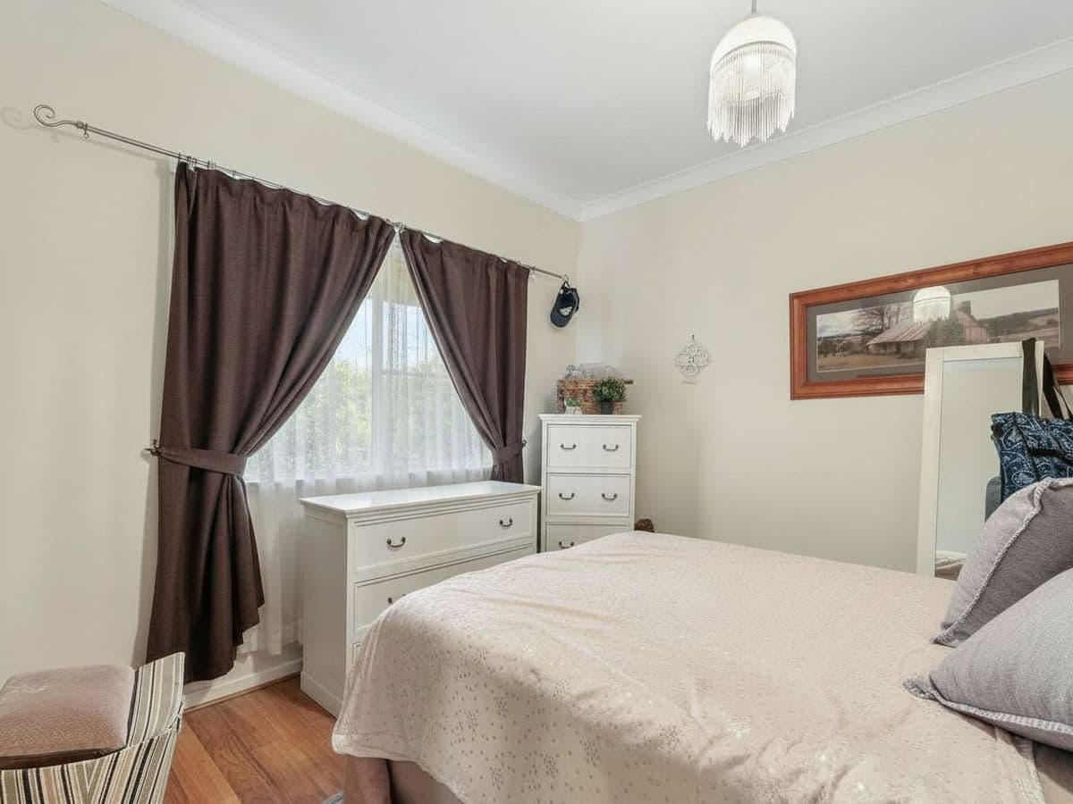 30 Calvert Street, Portland, VIC, Portland - Thumbnail 7