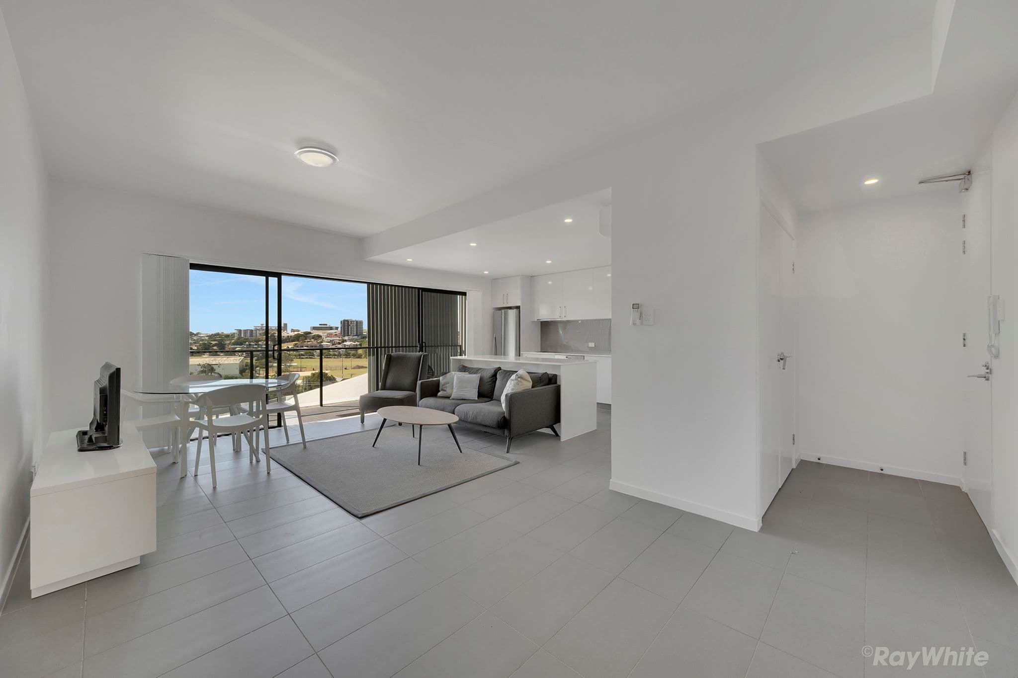 5/1 Bayne Street, West Gladstone QLD 4680, West Gladstone - Thumbnail 4