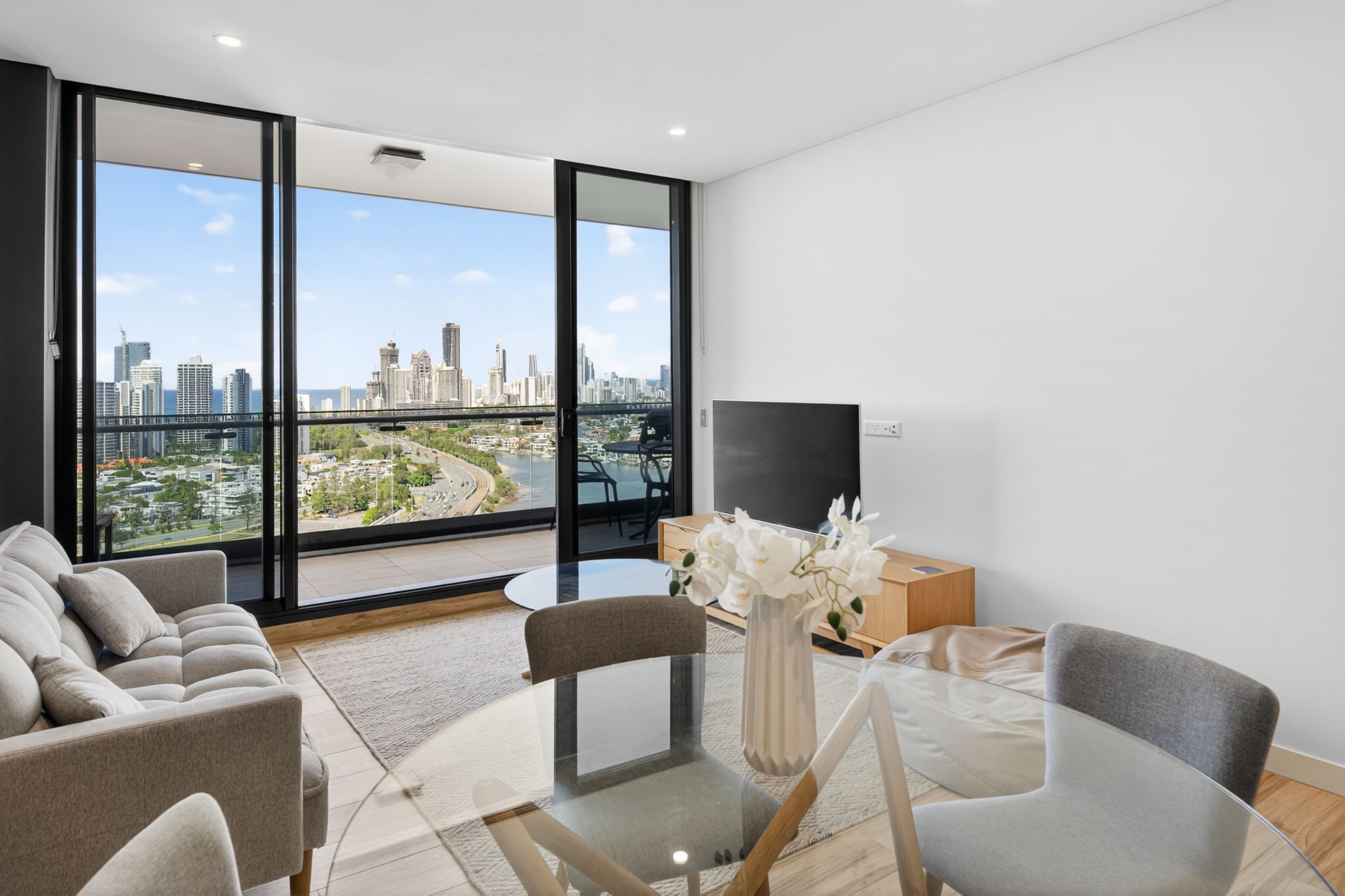 2510/2 Como Crescent, Southport QLD 4215, Southport - Thumbnail 4
