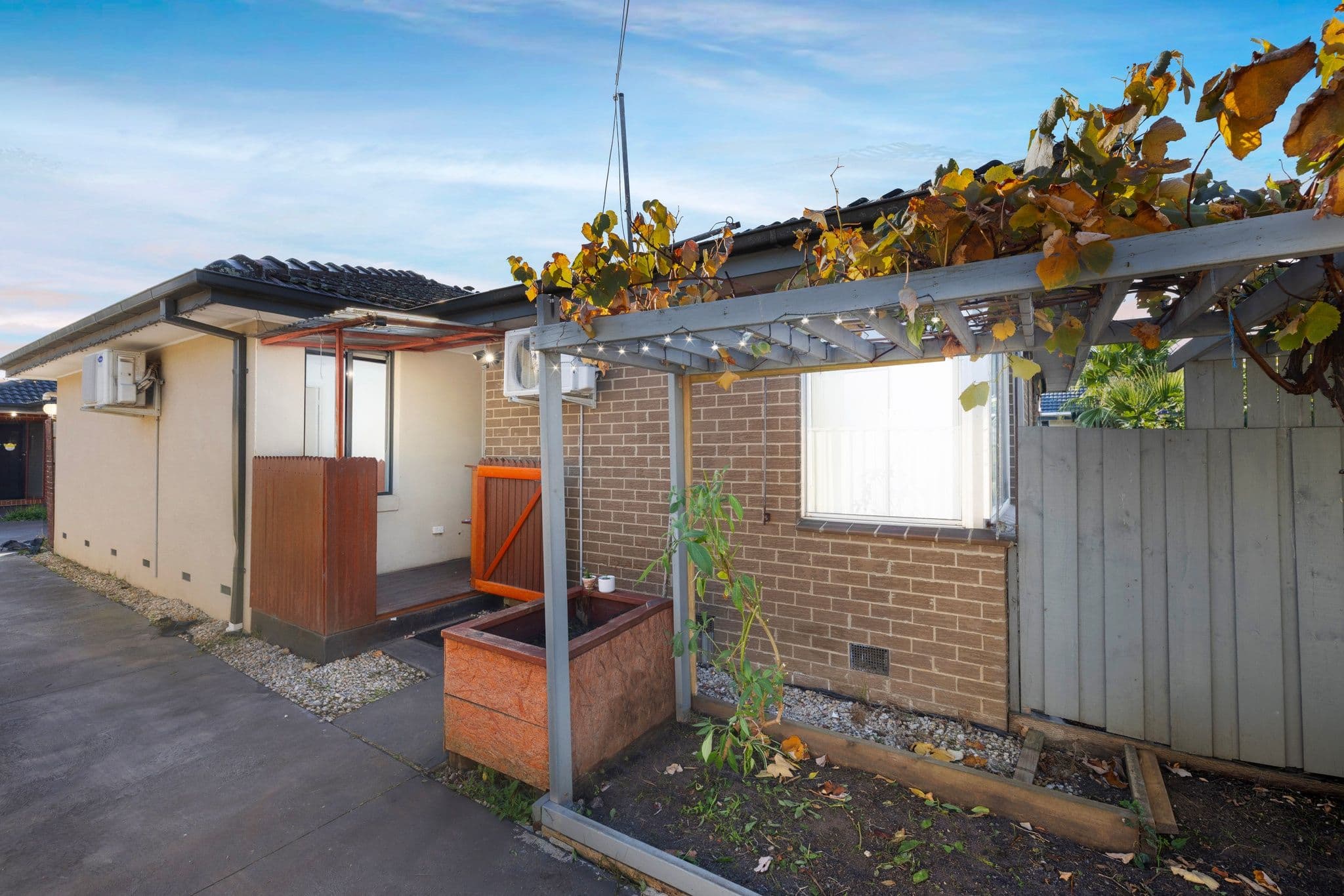 27 Lorna Street, Cranbourne VIC 3977, Cranbourne - Image 1