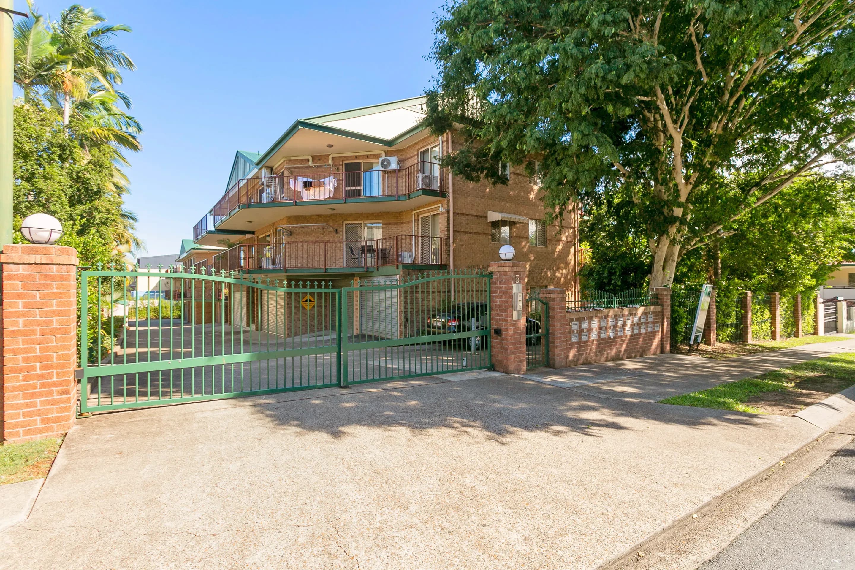 1/5 Laura Street, Lutwyche QLD 4030, Lutwyche - Image 1