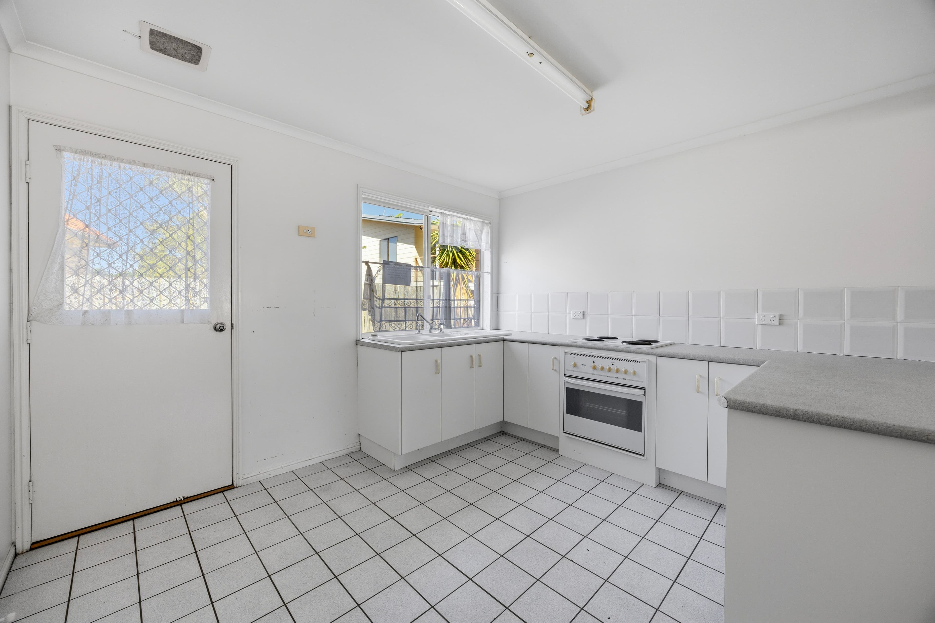 5/6 Hampton Drive, Tannum Sands QLD 4680, Tannum Sands - Thumbnail 8