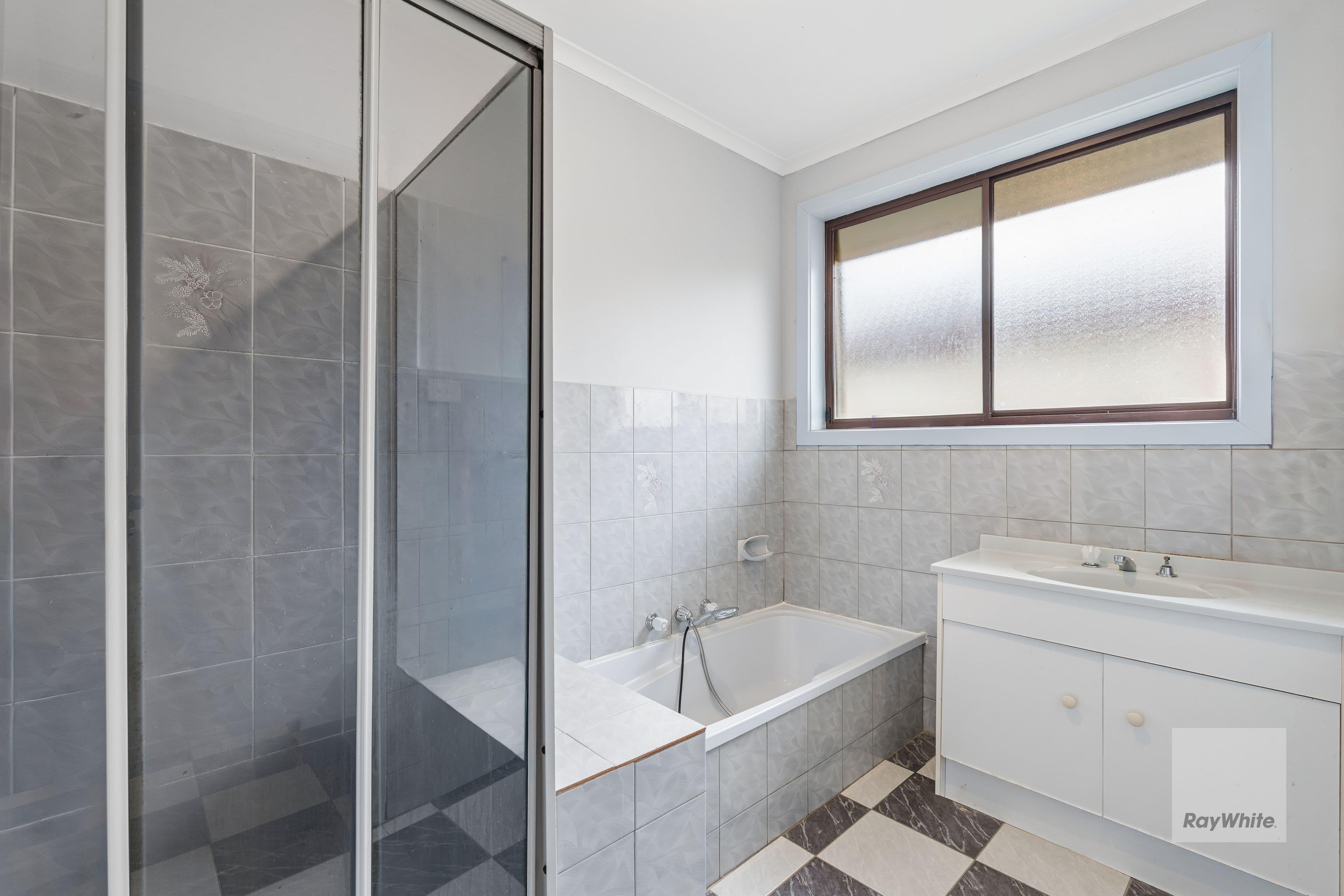 1/10 Saratoga Crescent, Keilor Downs VIC 3038, Keilor Downs - Thumbnail 8