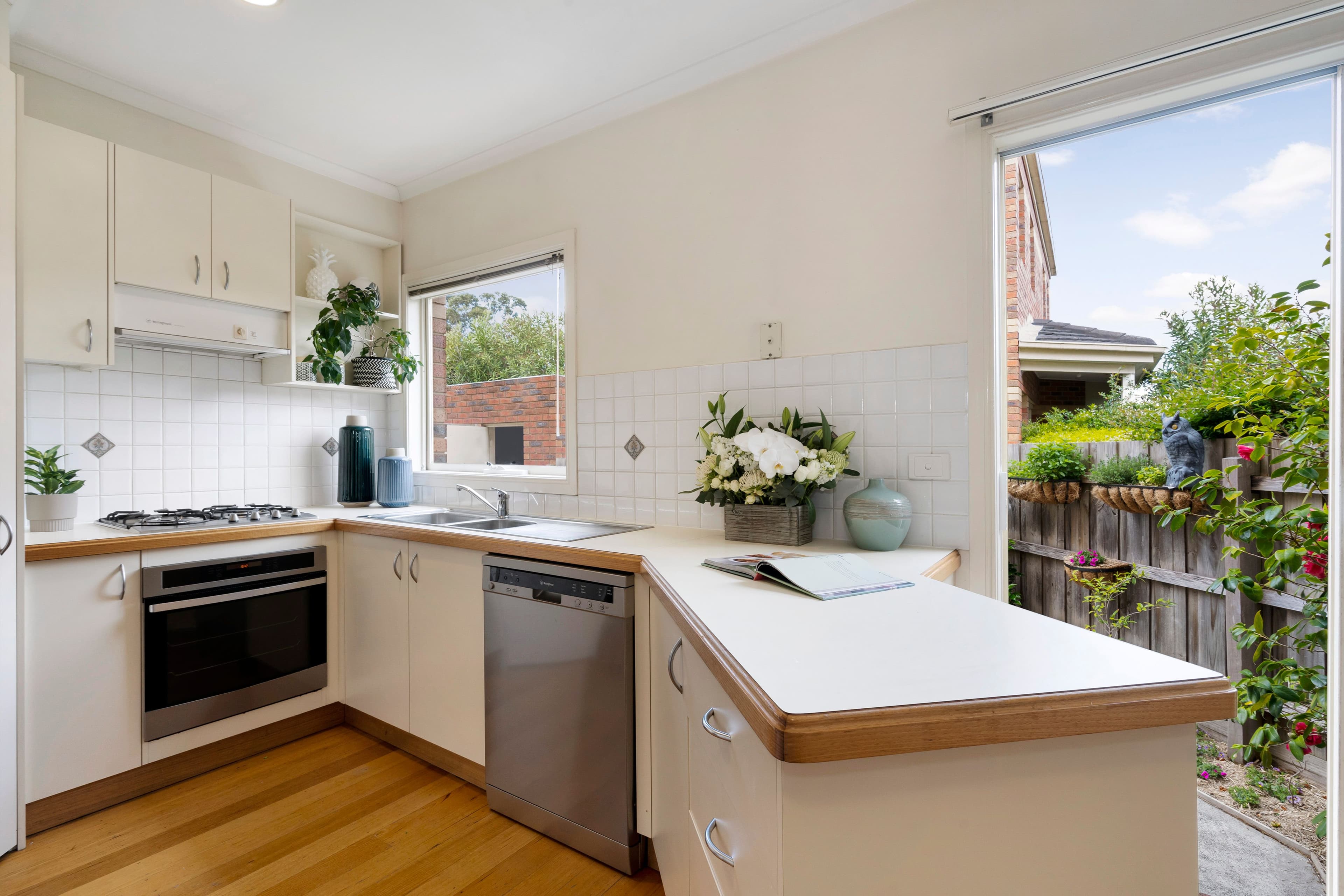 2/32 Hobart Road, Murrumbeena VIC 3163, Murrumbeena - Thumbnail 4