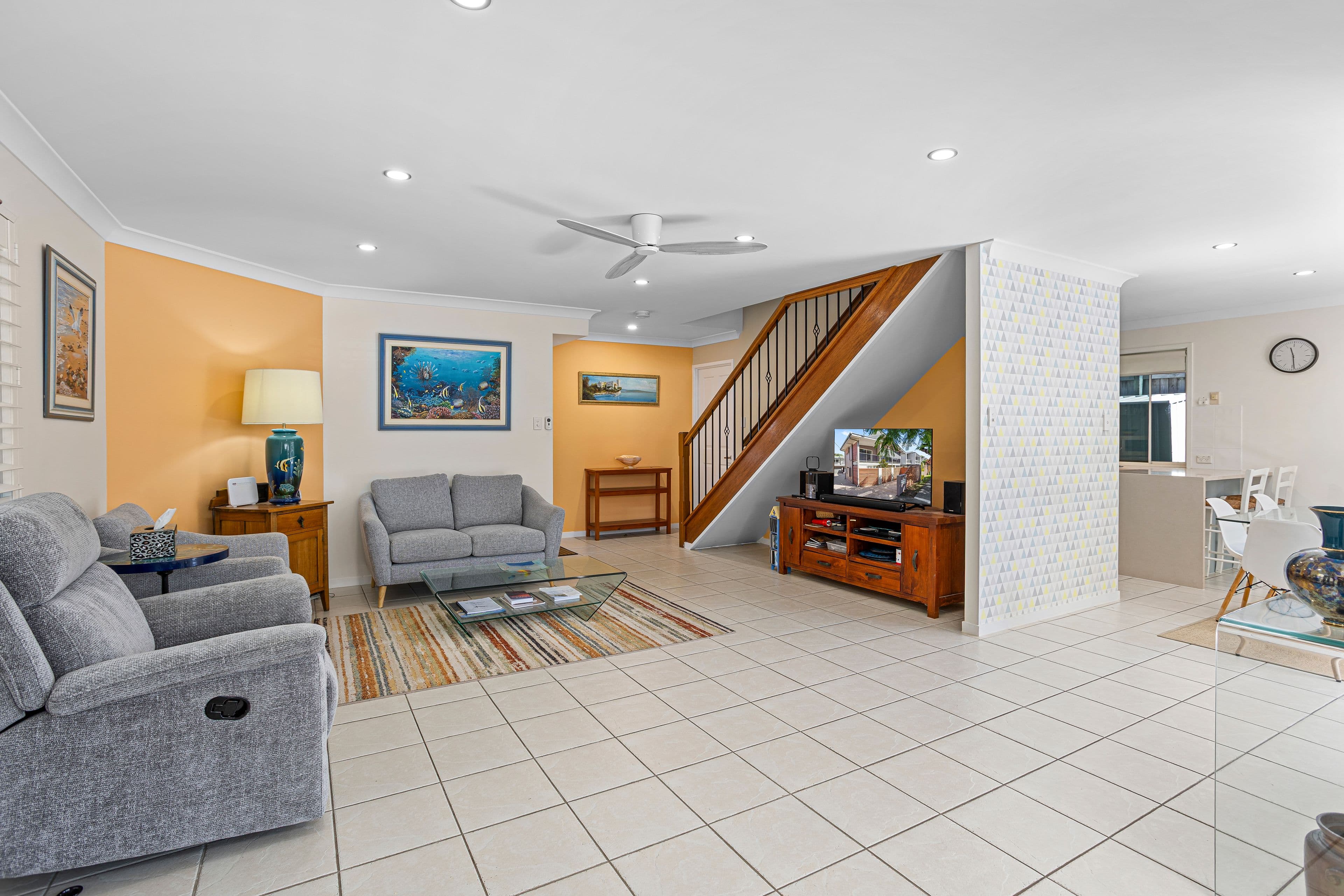 1/17 Shields Street, Redcliffe QLD 4020, Redcliffe - Thumbnail 2