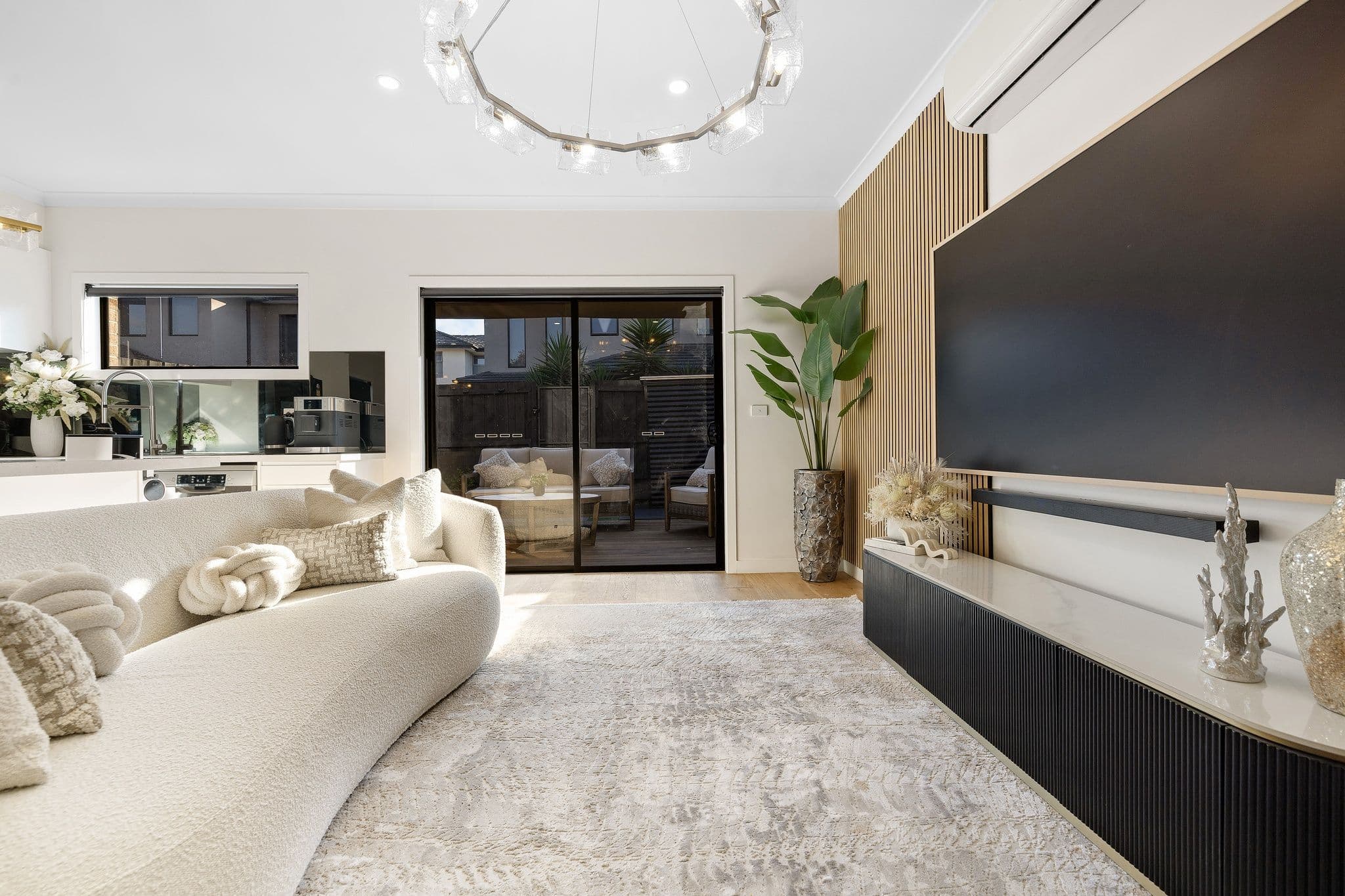 6/25-27 Coane Street, Oakleigh East VIC 3166, Oakleigh East - Thumbnail 2