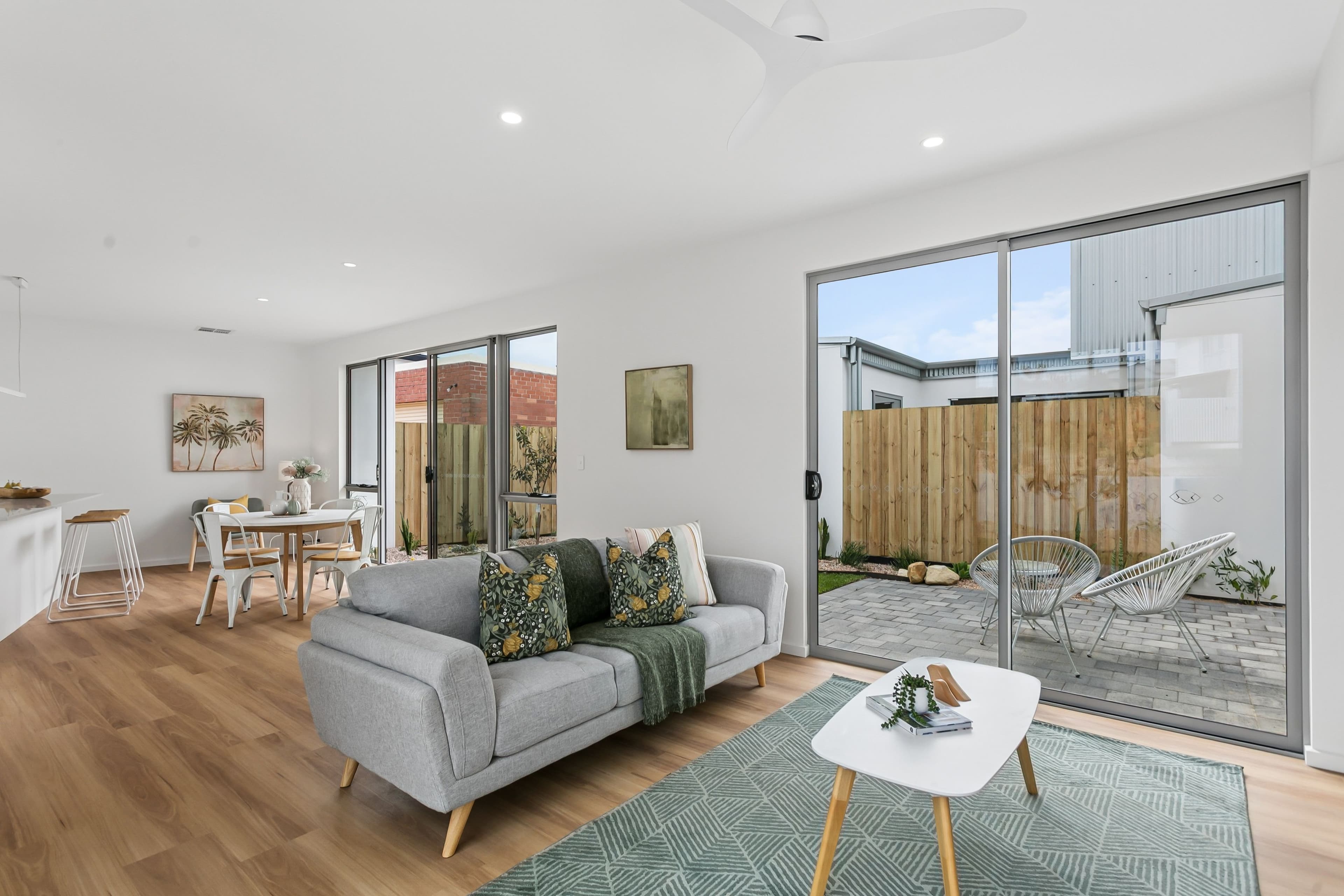 18 Davilak Avenue, Hamilton Hill WA 6163, Hamilton Hill - Thumbnail 2