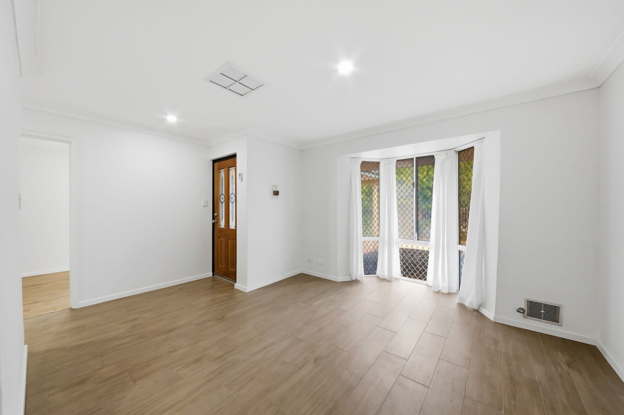 1/8 Newton Street, Bayswater WA 6053, Bayswater - Thumbnail 4