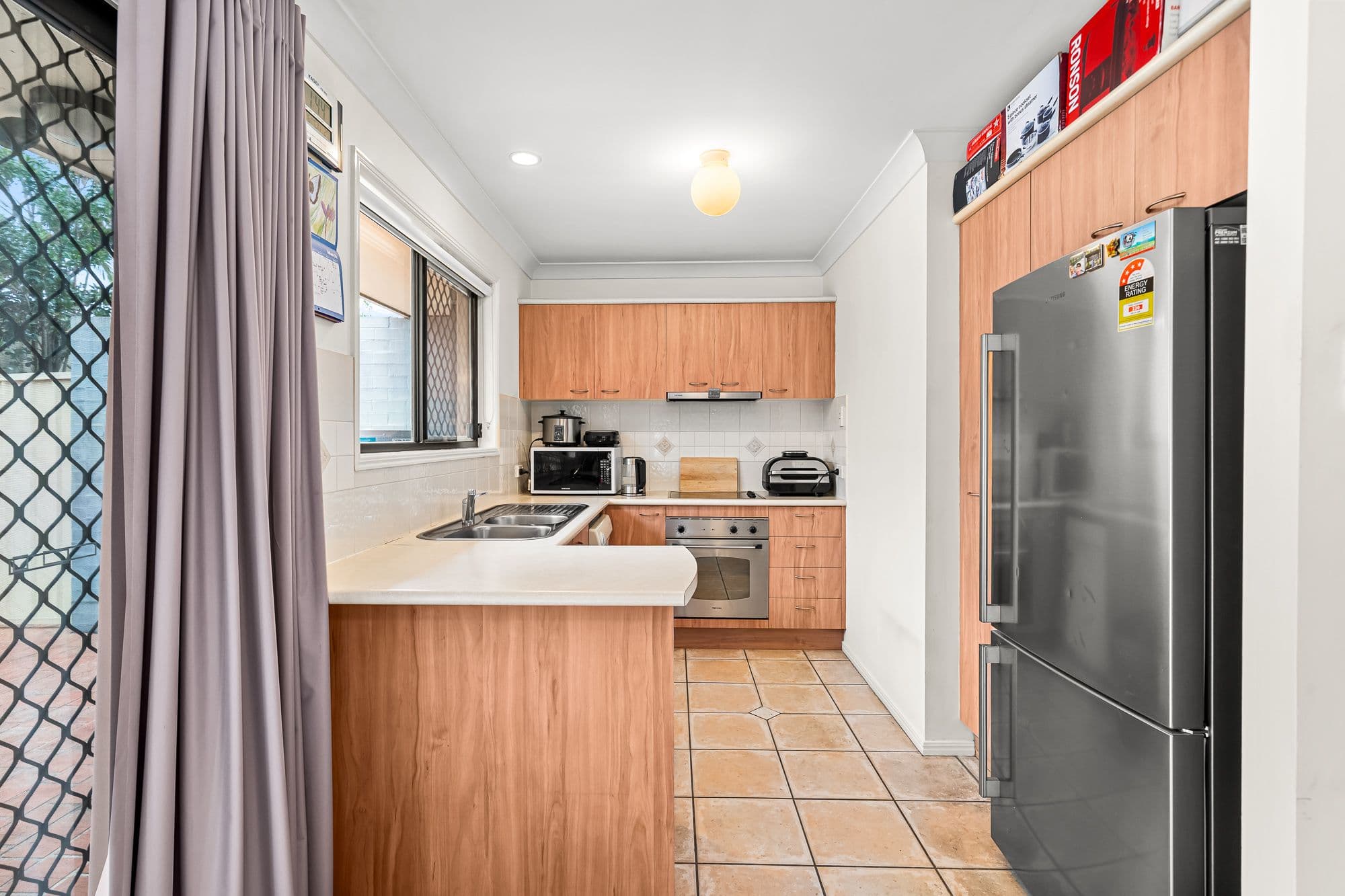 1/8 Buckingham Place, Eight Mile Plains QLD 4113, Eight Mile Plains - Thumbnail 5
