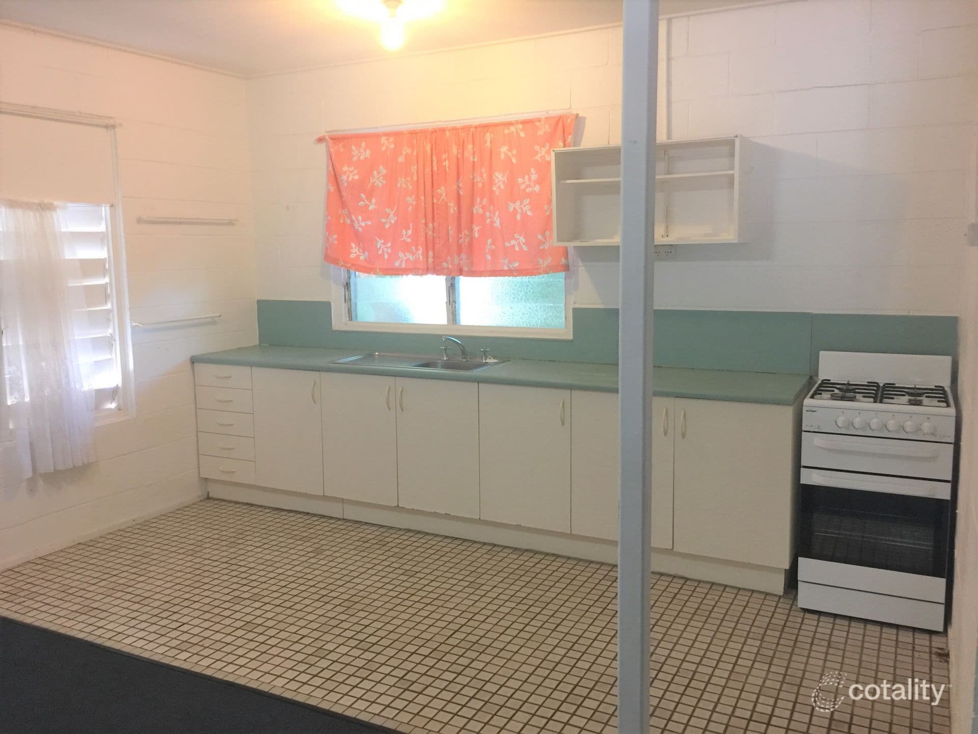 34 Coral Street, Saunders Beach QLD 4818, Saunders Beach - Thumbnail 3