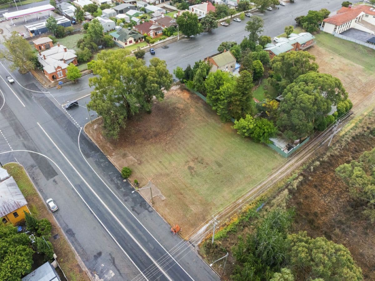 130-132 Larmer Street, NARRANDERA, Narrandera - Thumbnail 2