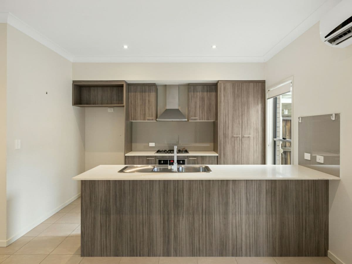 3/4 Tea Trees Avenue, SPRINGFIELD LAKES, Springfield Lakes - Thumbnail 6