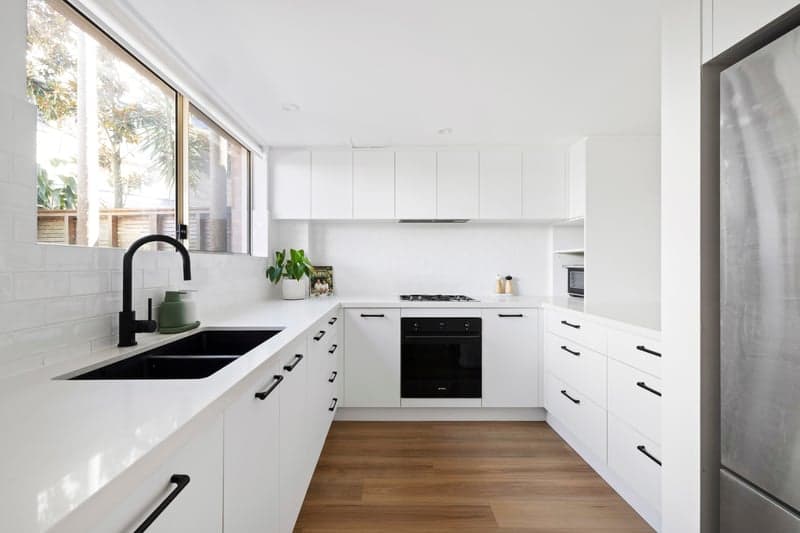 16/102-108 Lawrence Street, Freshwater - Thumbnail 3