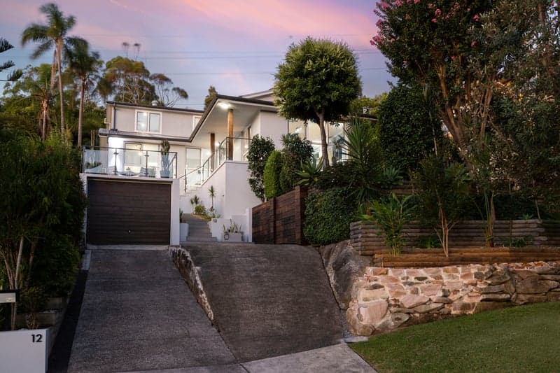 12 Wyarama Street, Allambie Heights - Thumbnail 3