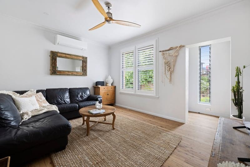 49 Karingal Crescent, Frenchs Forest - Thumbnail 3