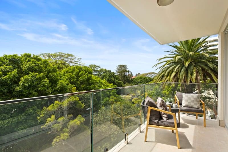 3/20 Birkley Road, Manly - Thumbnail 2