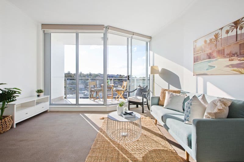 2502/10 Sturdee Parade, Dee Why - Image 1